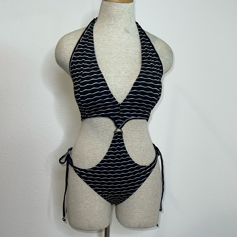 🔹 Amir Slama Black and White Monokini